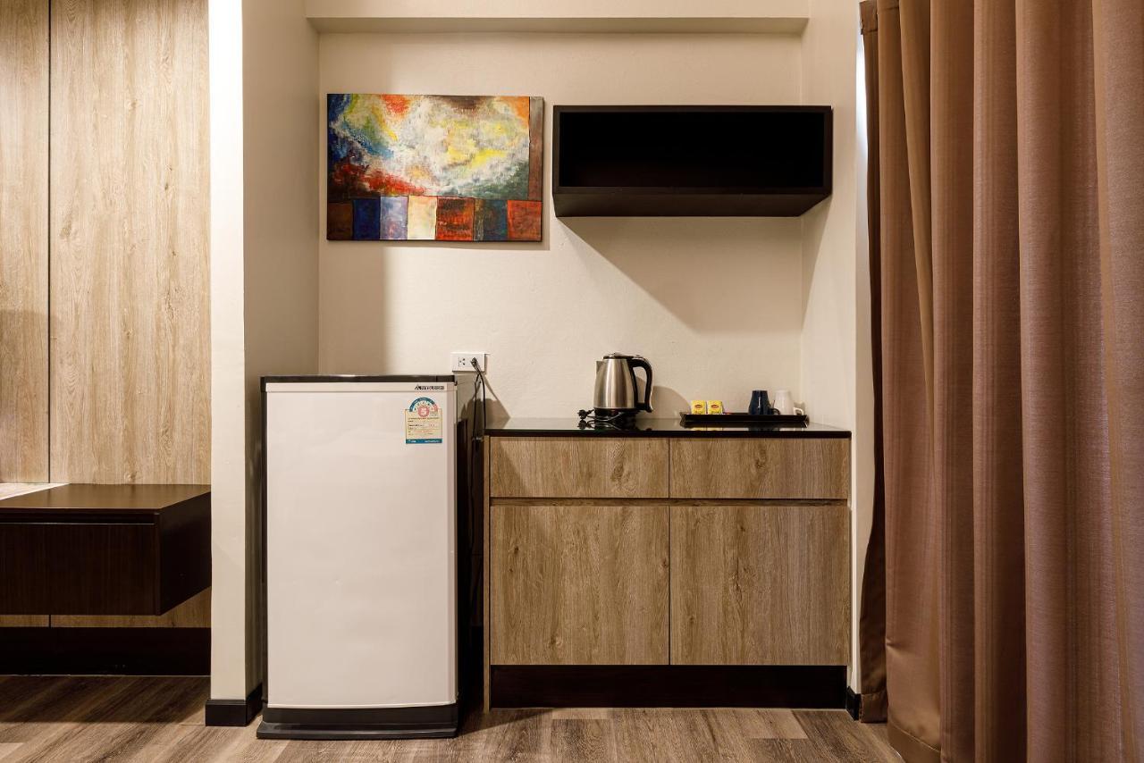 Grand Marina Residence Hotel Ban Laem Chabang Buitenkant foto
