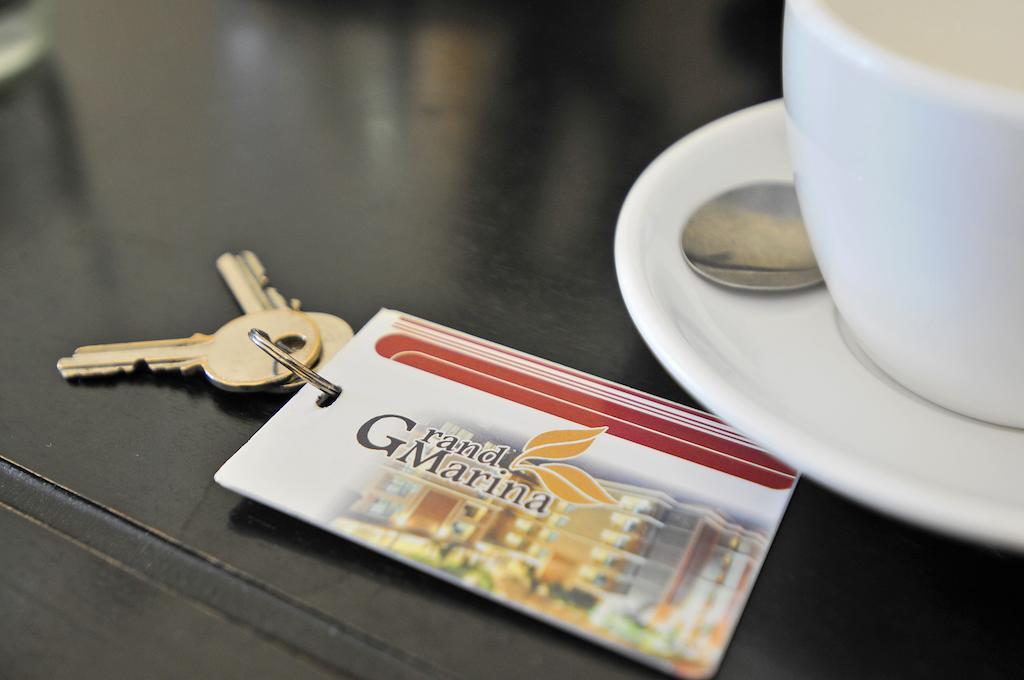 Grand Marina Residence Hotel Ban Laem Chabang Buitenkant foto